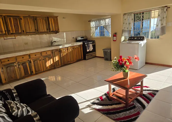 Apartment Poinciana Two *