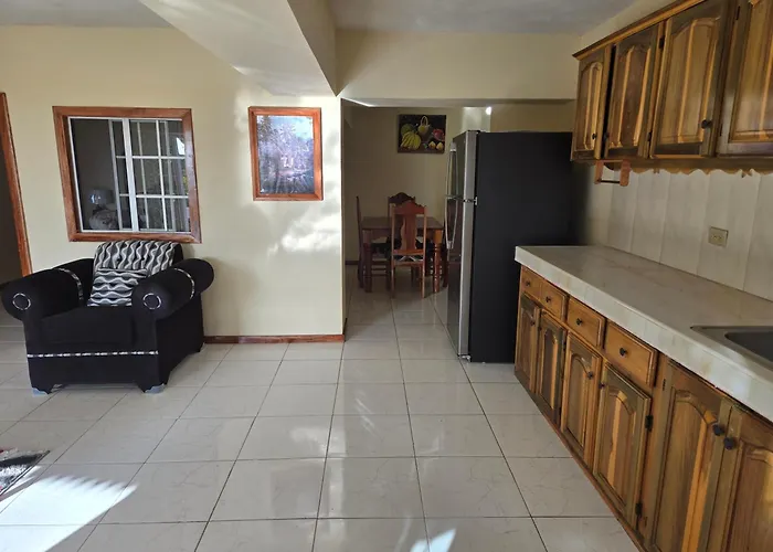 Poinciana Two Apartment *
